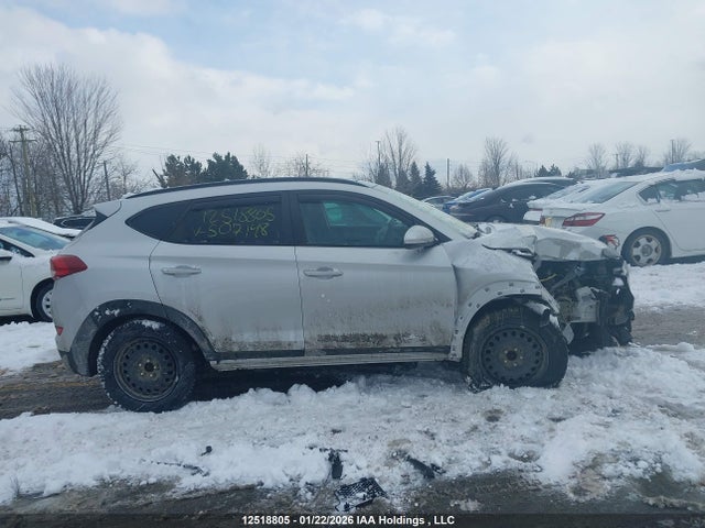 Продажа на аукционе авто 2017 Hyundai Tucson, vin: KM8J3CA43HU507148, номер лота: 12518805