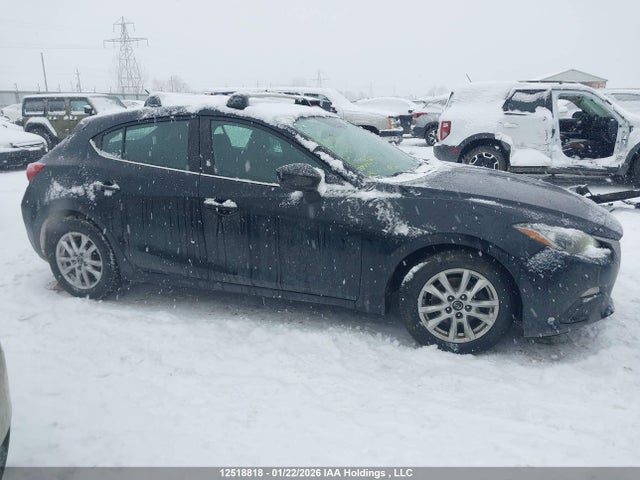 3MZBM1L79FM126680 Mazda MAZDA3