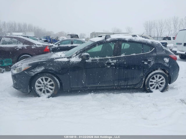 3MZBM1L79FM126680 Mazda MAZDA3