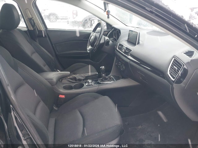 3MZBM1L79FM126680 Mazda MAZDA3