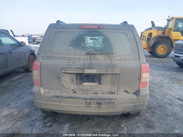 1C4NJPAB7FD293196 Jeep Patriot Sport/north
