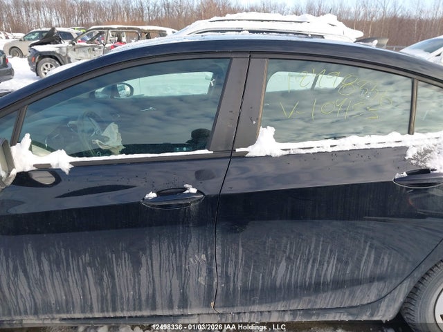 1G1BC5SMXH7104133 Chevrolet Cruze Ls Auto