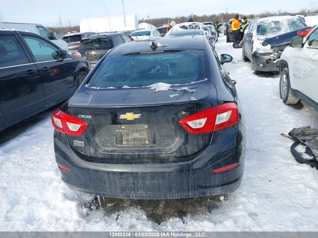 1G1BC5SMXH7104133 Chevrolet Cruze Ls Auto