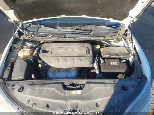 1C3CCCFB4FN550199 Chrysler 200