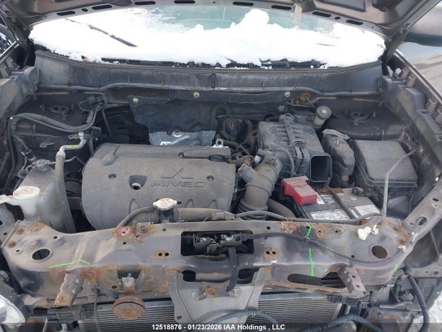 JA4AJ3AU5JU600411 Mitsubishi RVR SE