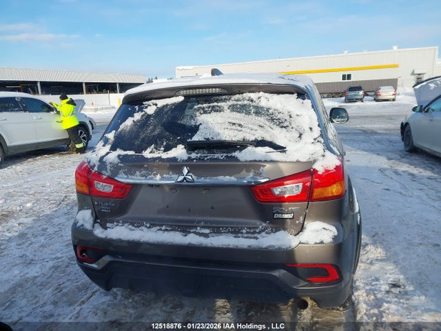 JA4AJ3AU5JU600411 Mitsubishi RVR SE