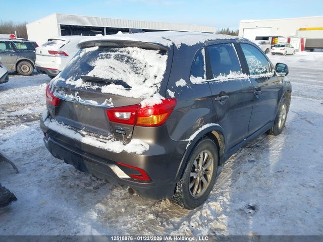 JA4AJ3AU5JU600411 Mitsubishi RVR SE