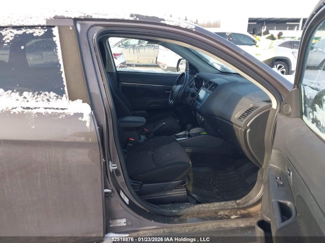 JA4AJ3AU5JU600411 Mitsubishi RVR SE