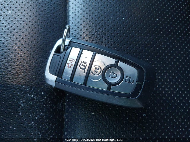 1FMCU9J93NUA55993 Ford Escape Titanium