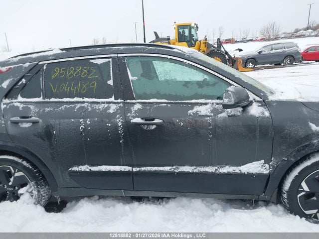 12518882 :رقم المزاد ، KNDCT3L11P5044189 vin ، 2023 Kia Niro Ev Limited مزاد بيع