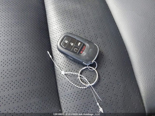 2HGFE1F98NH002851 Honda Civic Touring