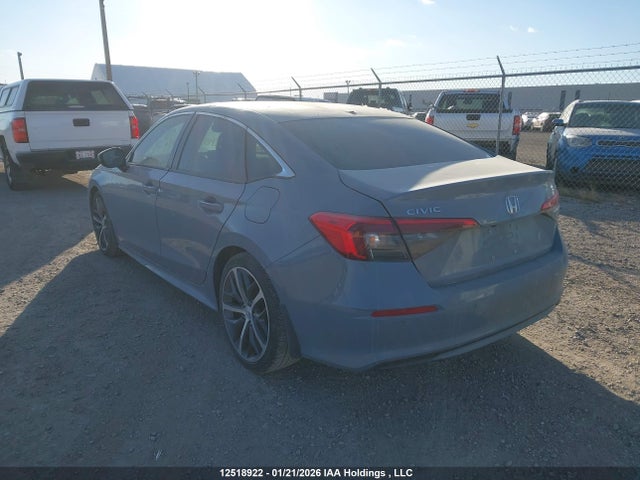 2HGFE1F98NH002851 Honda Civic Touring