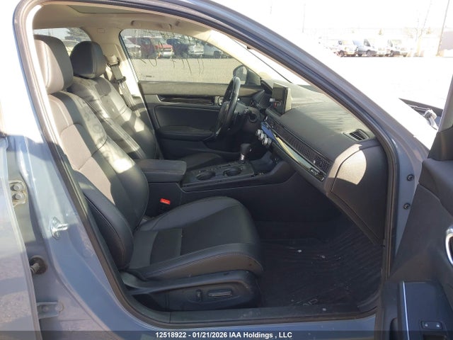 2HGFE1F98NH002851 Honda Civic Touring