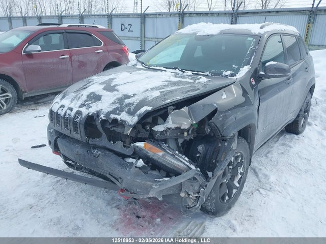 Продаж на аукціоні авто 2017 Jeep Cherokee Trailhawk, vin: 1C4PJMBS3HW627768, номер лоту: 12518953