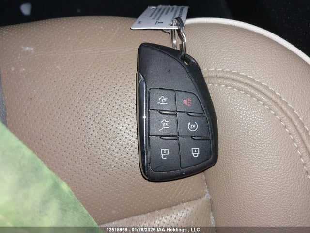 1GNSKFKT6NR240726 Chevrolet Suburban Premier