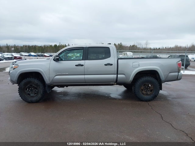 5TFHZ5BN8GX010341 Toyota Tacoma Double Cab/limited