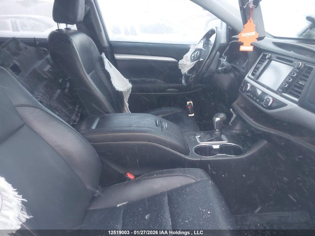 5TDJZRFH9KS563012 Toyota Highlander Xle