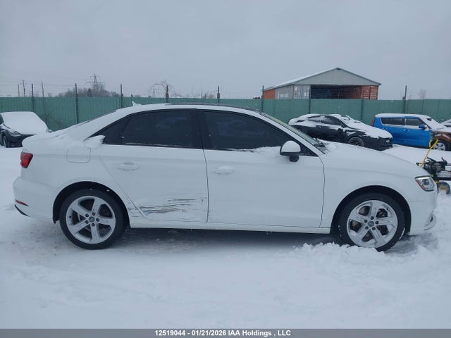 WAUAUGFF1H1066976 Audi A3 PREMIUM