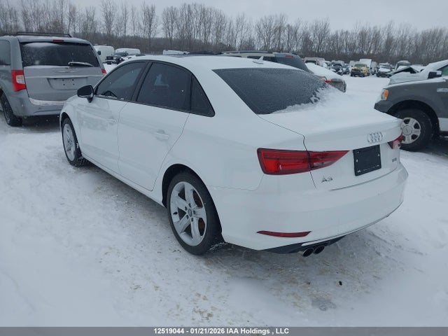 WAUAUGFF1H1066976 Audi A3 PREMIUM