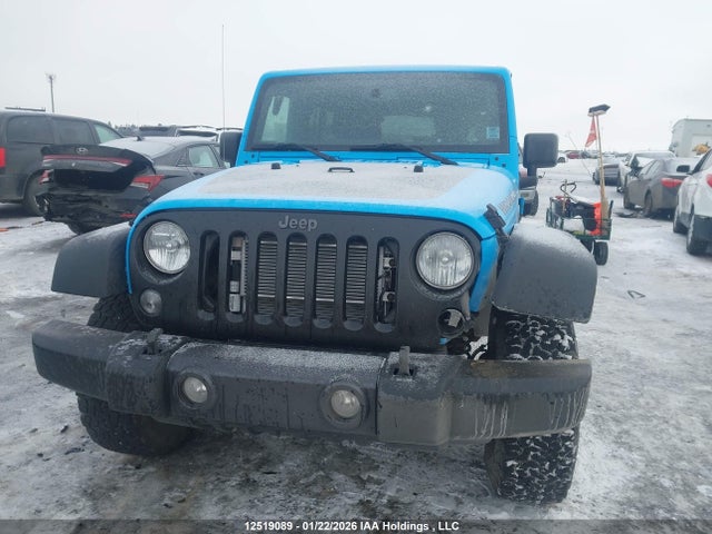 1C4BJWDG0HL668293 Jeep Wrangler Unlimited Sport