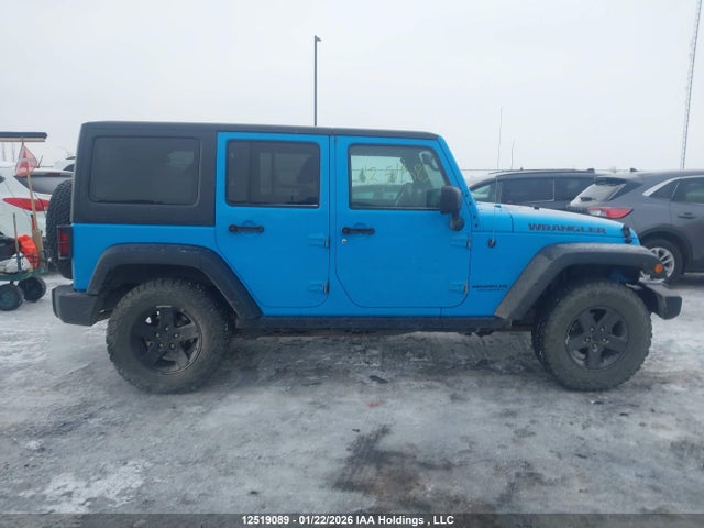 1C4BJWDG0HL668293 Jeep Wrangler Unlimited Sport