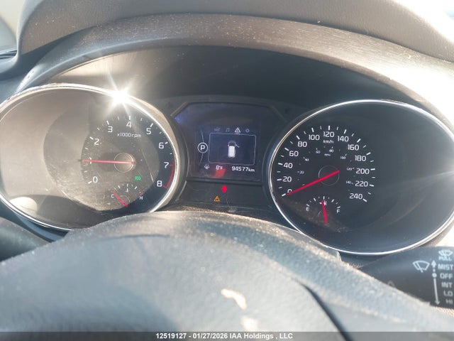 12519127 :رقم المزاد ، KNDMB5C15G6204989 vin ، 2016 Kia Sedona Lx مزاد بيع
