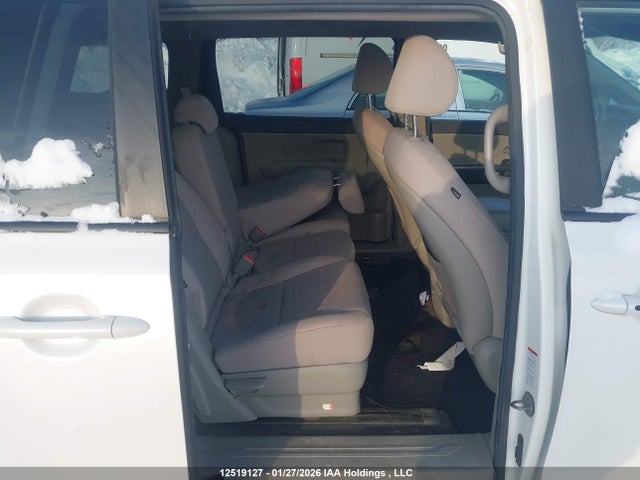 12519127 :رقم المزاد ، KNDMB5C15G6204989 vin ، 2016 Kia Sedona Lx مزاد بيع