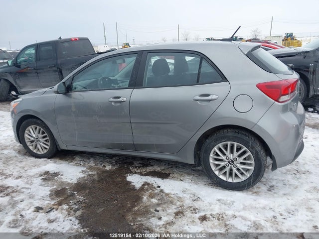 3KPA25AD9ME376562 KIA Rio