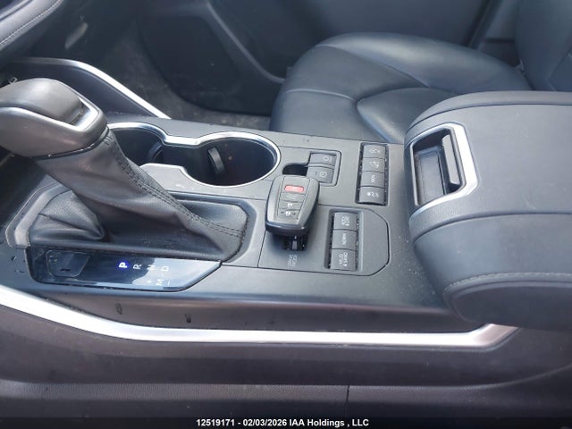 5TDGZRBH3MS547374 Toyota Highlander