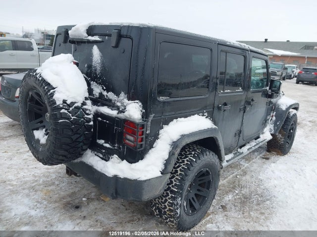 1C4HJWEG8EL309150 Jeep Wrangler Unlimited Sahara