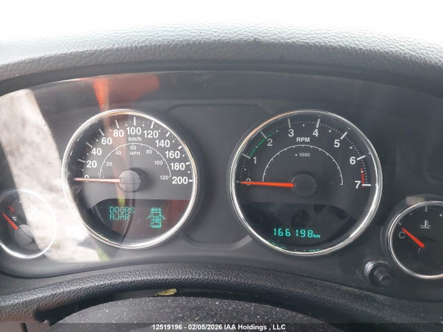 1C4HJWEG8EL309150 Jeep Wrangler Unlimited Sahara