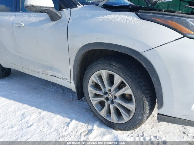 12519209 :رقم المزاد ، 5TDXBRCH8PS592592 vin ، 2023 Toyota Highlander Hybrid Limited مزاد بيع