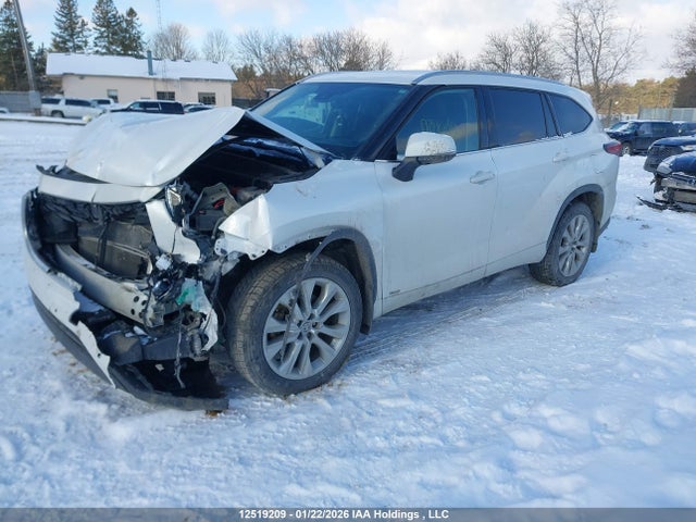 12519209 :رقم المزاد ، 5TDXBRCH8PS592592 vin ، 2023 Toyota Highlander Hybrid Limited مزاد بيع