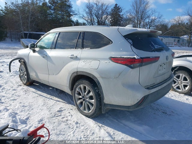 12519209 :رقم المزاد ، 5TDXBRCH8PS592592 vin ، 2023 Toyota Highlander Hybrid Limited مزاد بيع