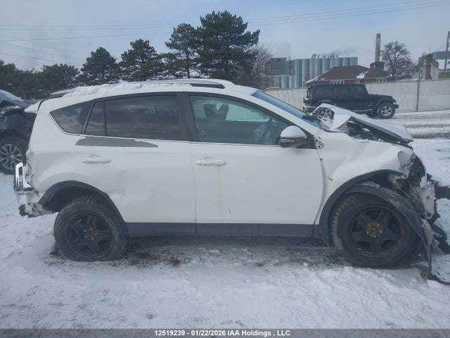 Toyota RAV4 LE 2014 2T3ZFREV2EW120822 Image 14