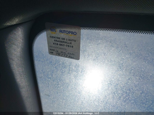 2T3BFREV7GW461945 Toyota RAV4 LE