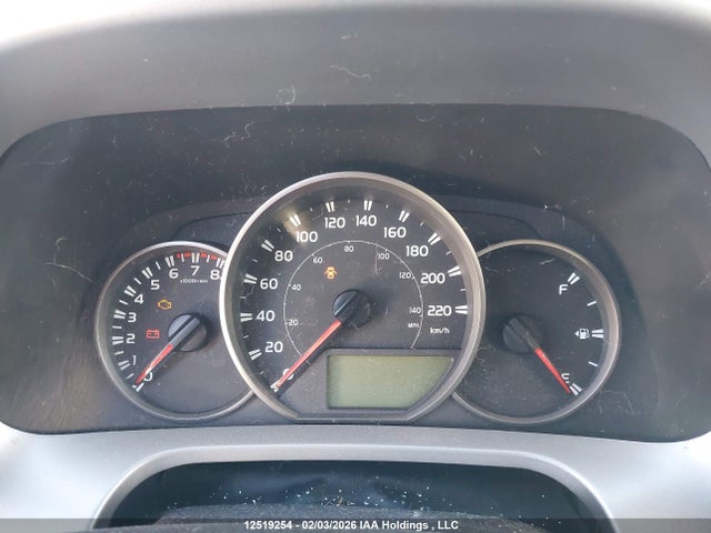 2T3BFREV7GW461945 Toyota RAV4 LE