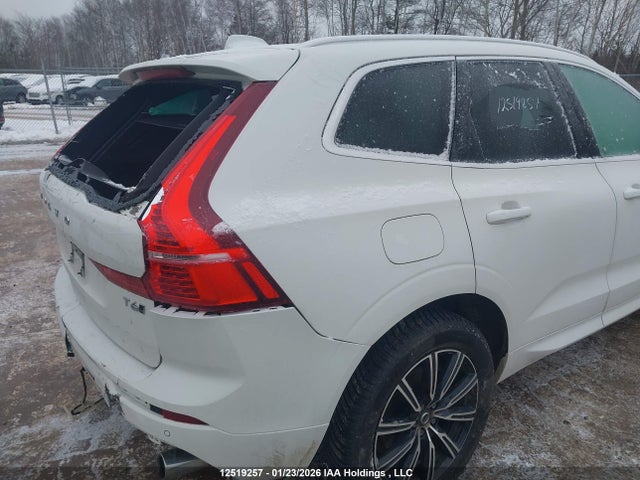 YV4A22RK2J1107185 Volvo Xc60 T6 Momentum