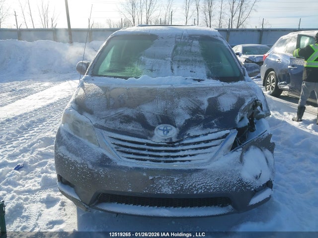 12519265 :رقم المزاد ، 5TDKK3DC2DS308072 vin ، 2013 Toyota Sienna Le 8 Passenger مزاد بيع
