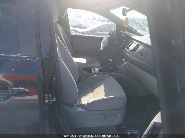 Продажа на аукционе авто 2017 Kia Sedona Lx, vin: KNDMB5C15H6310974, номер лота: 12519279