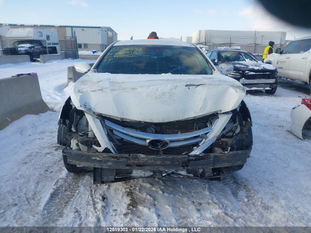 5NPEB4AC3EH912552 Hyundai SONATA GL