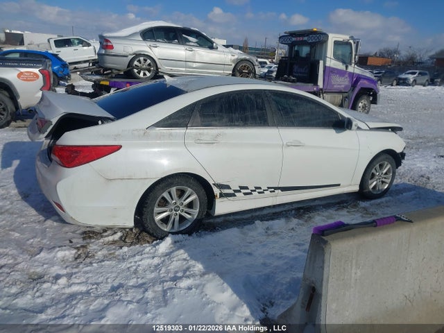 5NPEB4AC3EH912552 Hyundai SONATA GL