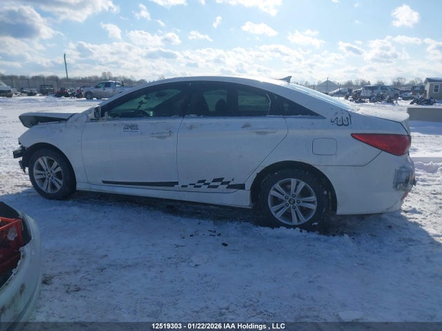 5NPEB4AC3EH912552 Hyundai SONATA GL