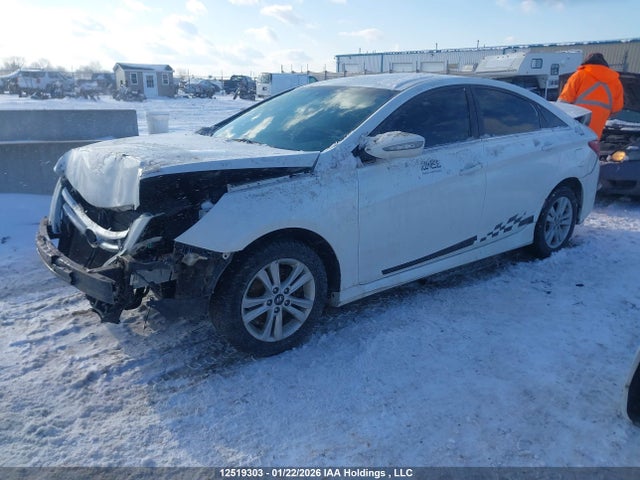 5NPEB4AC3EH912552 Hyundai SONATA GL