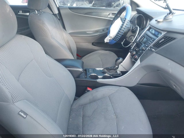 5NPEB4AC3EH912552 Hyundai SONATA GL