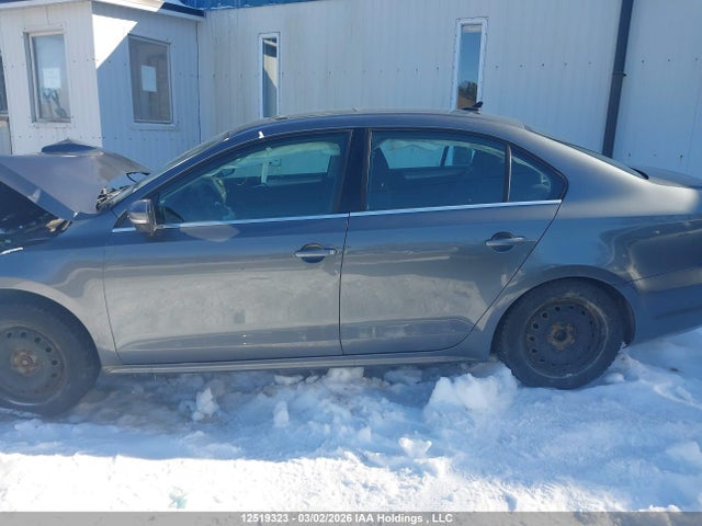 3VW2K7AJ9FM245160 Volkswagen JETTA S