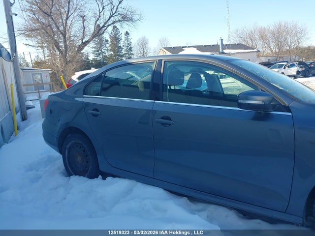 3VW2K7AJ9FM245160 Volkswagen JETTA S