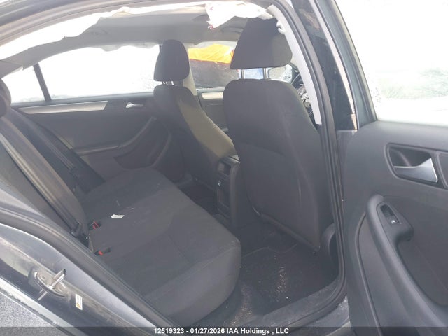 3VW2K7AJ9FM245160 Volkswagen JETTA S