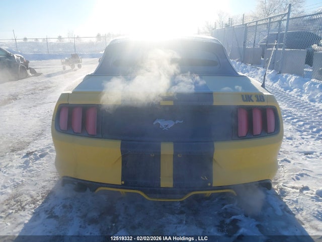 1FATP8UH6F5393382 Ford Mustang Convertible