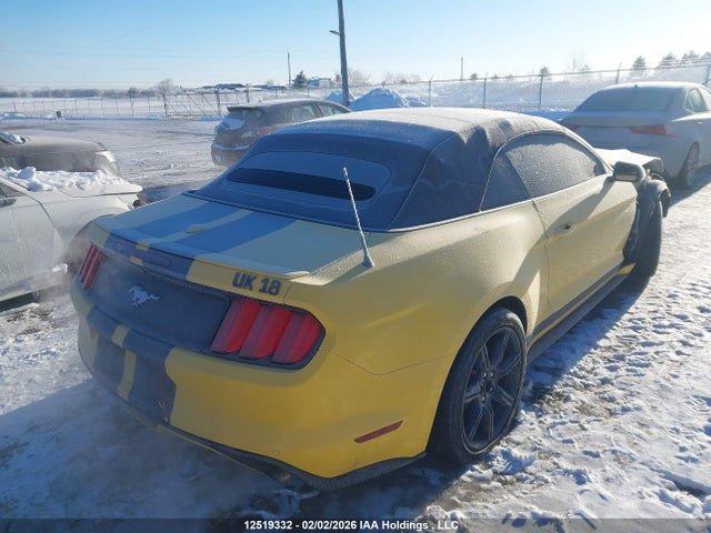 1FATP8UH6F5393382 Ford Mustang Convertible
